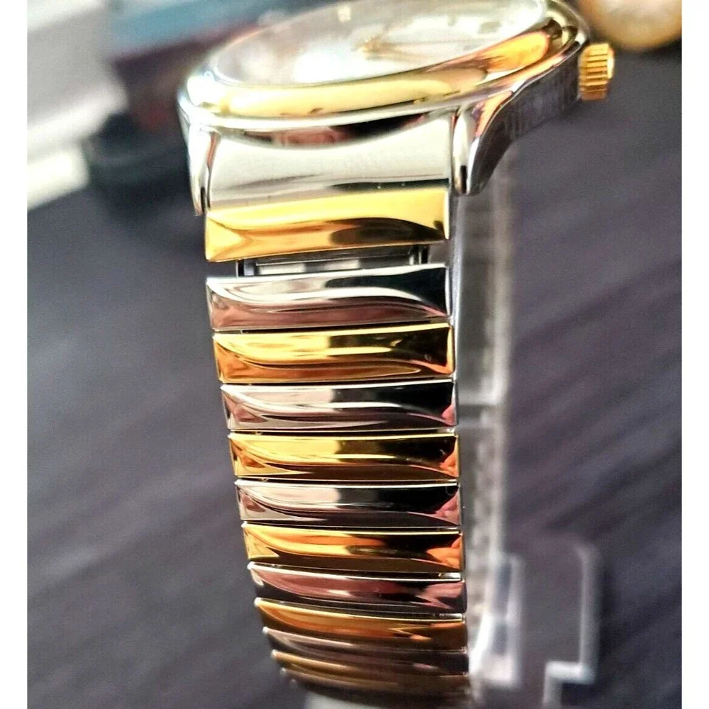 RARE‎ Pristine Vintage WALTHAM Prestige 1980's Quartz Datejust Retro Men's Watch